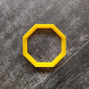 Фигурная рамочка №100 Восьмиугольник
